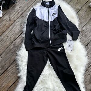 Boys Nike Black Activewear Set